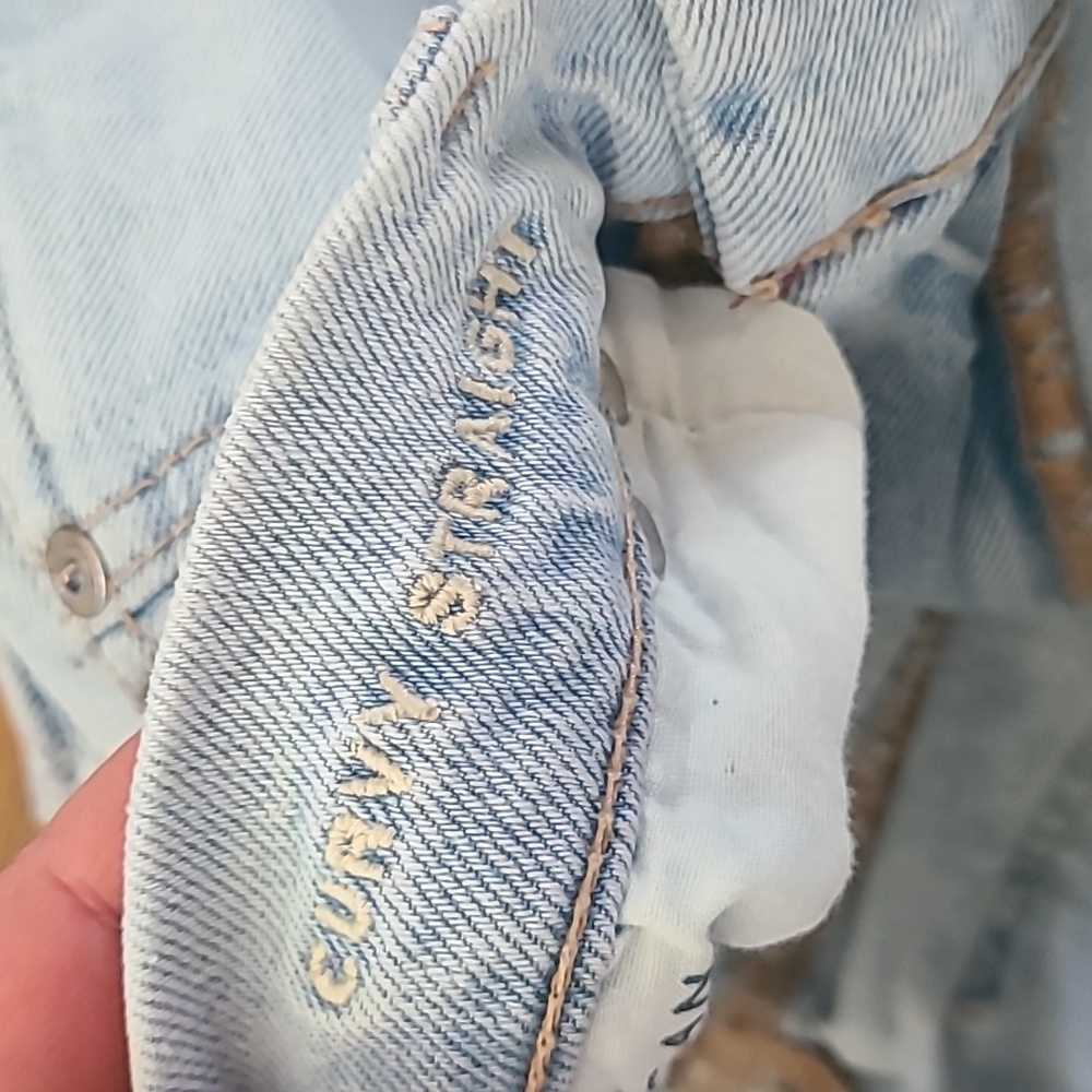 American Eagle Womens 6 Curvey Straight Light Wash - Picture 5 of 6